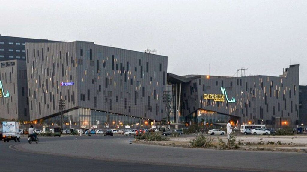 Emporium Mall - Attractions in Johar Town